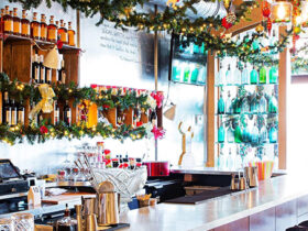 Top Hosting Tips From the World's Most Famous Holiday-Themed Cocktail Bar Pop-up